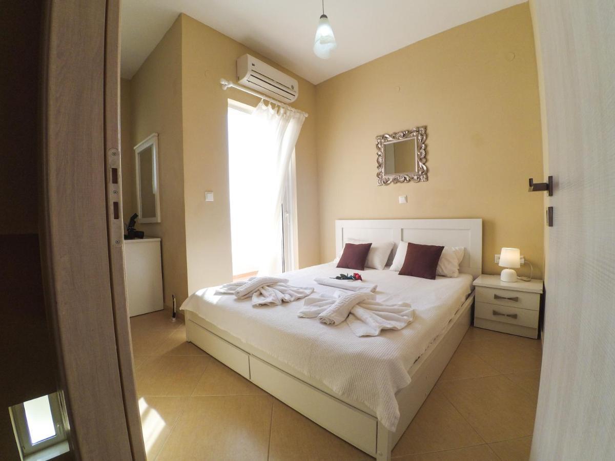 Rubini Homes Agia Marina Exteriör bild