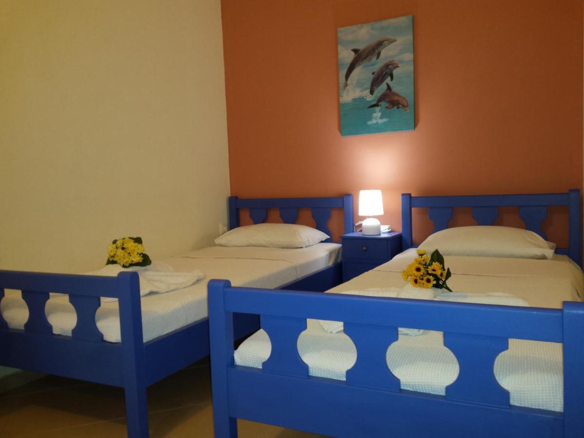 Rubini Homes Agia Marina Exteriör bild