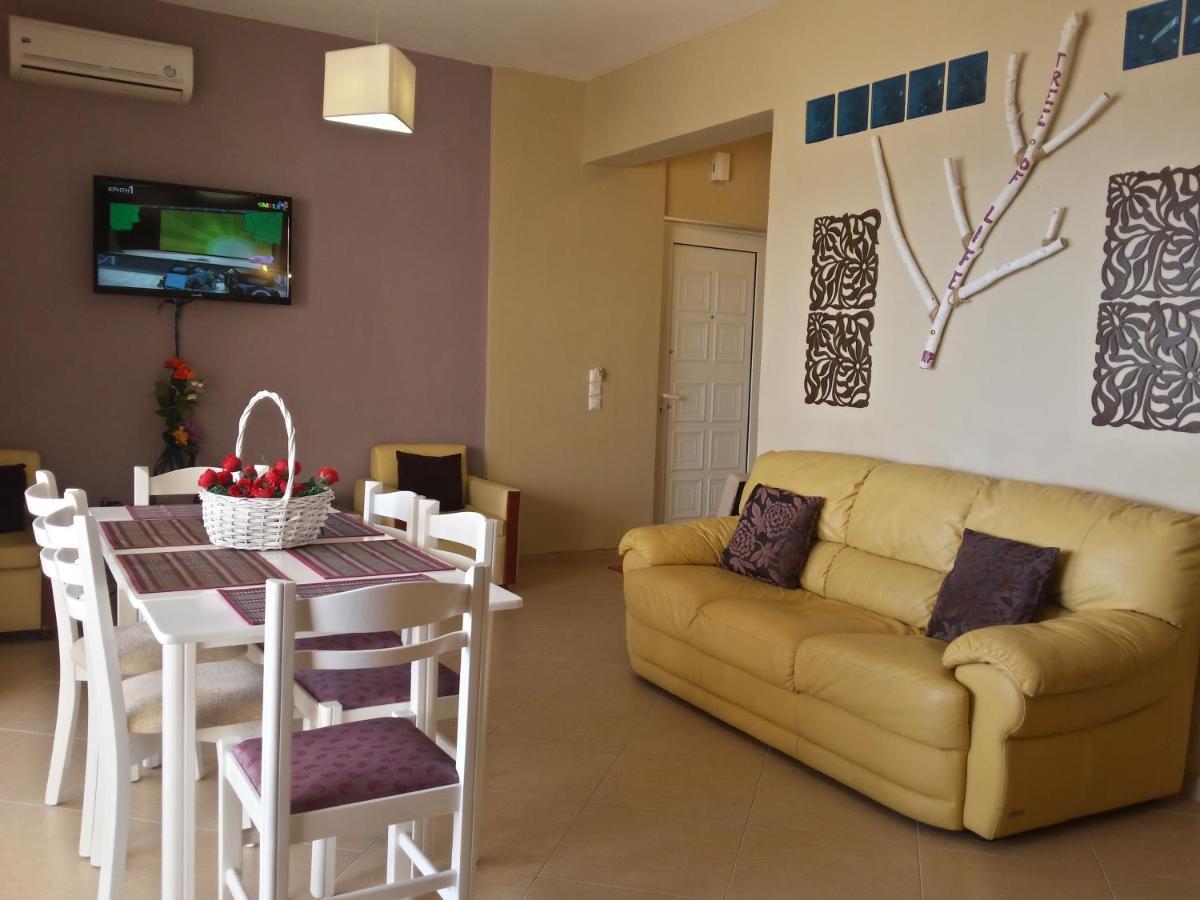 Rubini Homes Agia Marina Exteriör bild